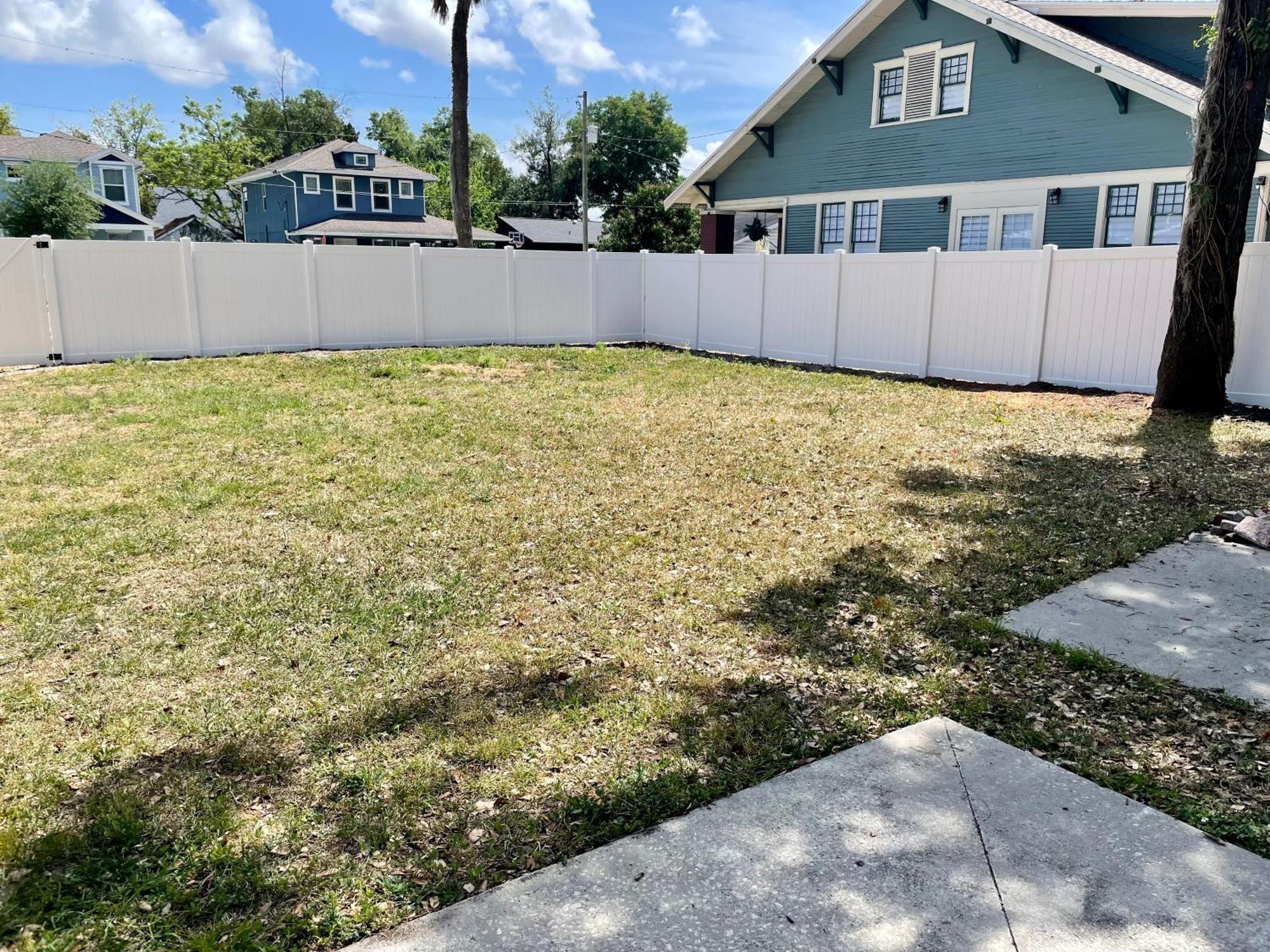Tampa Heights Bungalow - Bed & Breakfast Exterior photo